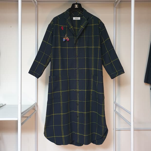 zucca 주카 그리드패턴 백 텍스쳐블록 포인트 모직 셔츠원피스 아우터