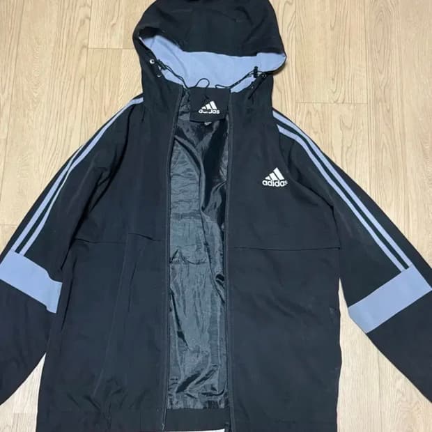 아디다스 바람막이