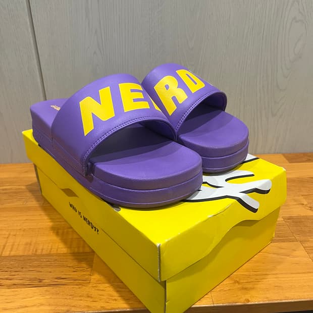 Nerdy 널디 빅로고 통굽 슬라이드