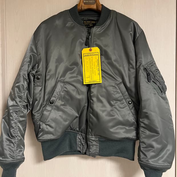 리얼맥코이 MA-1 MJ25112 M사이즈 노데칼 새상품