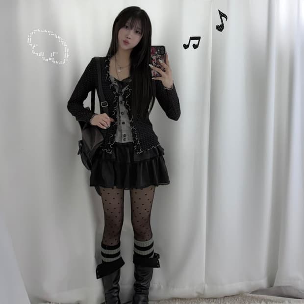 무채색 체크 프릴 니혼진 도쿄걸 오픈숄더 코디세트