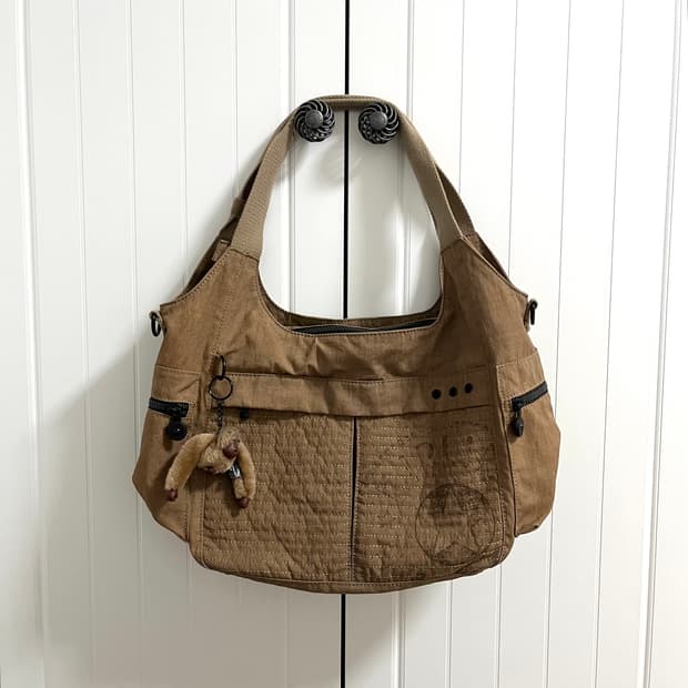 shoulder bag