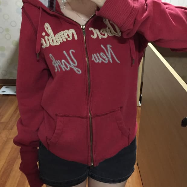 유일매물 아베크롬비 레드 후드집업