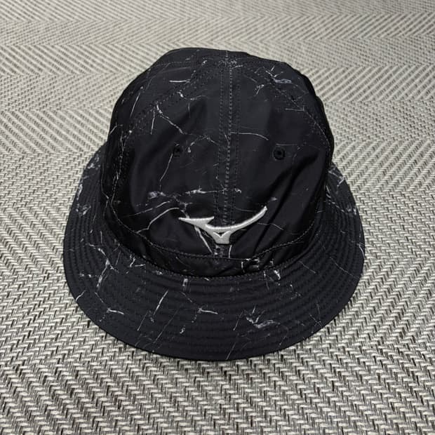 (F)미즈노 스톤블랙 버킷햇