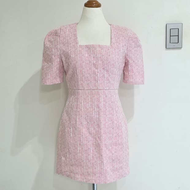 프롬데이원 La belle rose)핑크 스퀘어 로맨틱 트위드미니원피스