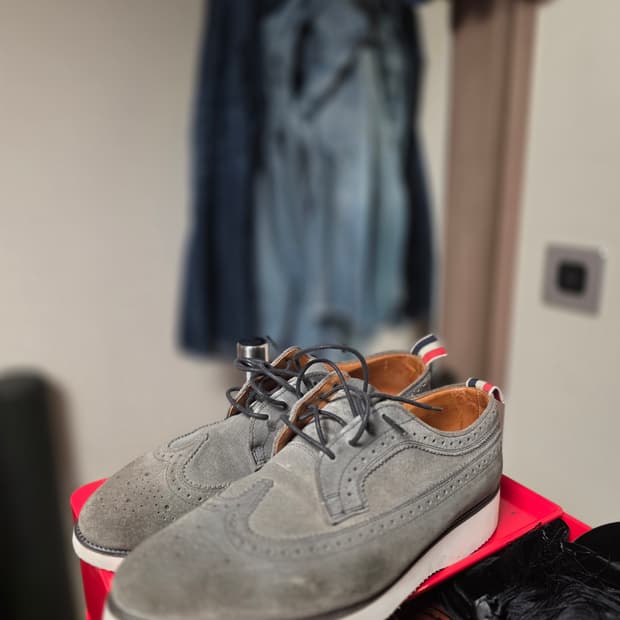 (영국산) 톰브라운 그레이 스웨이드 윙팁