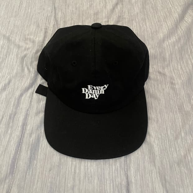 콤팩트 레코드 바 모자