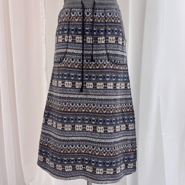빈티지 노르딕 패턴 롱 스커트