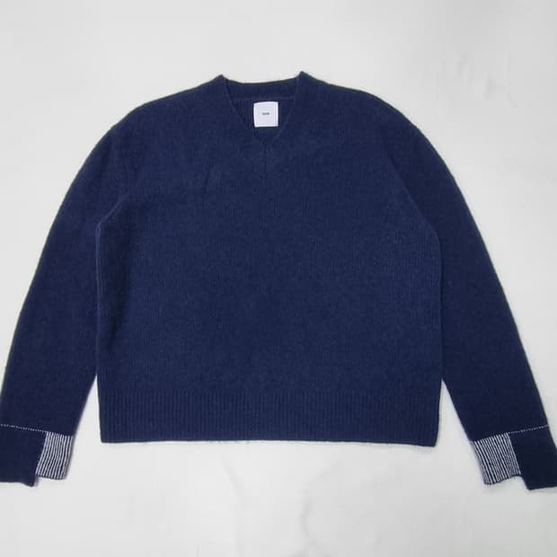 구호 KUHO  브이넥 모 니트 M _ 여성