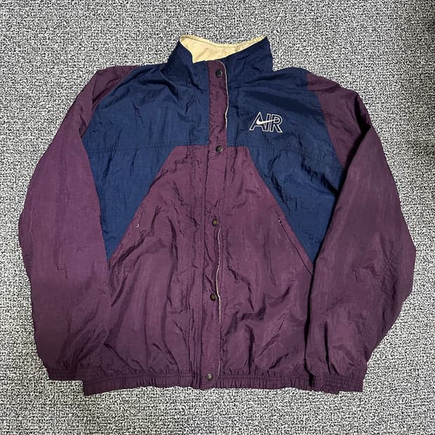 (FREE) 나이키 올드스쿨 버건디 바람막이