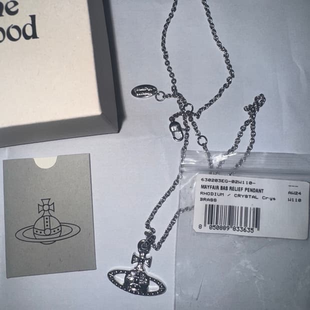 비비안웨스트우드 메이페어 바스 릴리프 목걸이