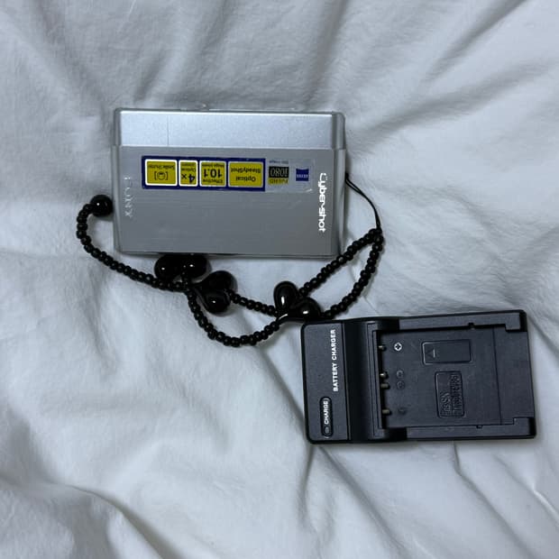 소니 빈티지 카메라 DSC-T77