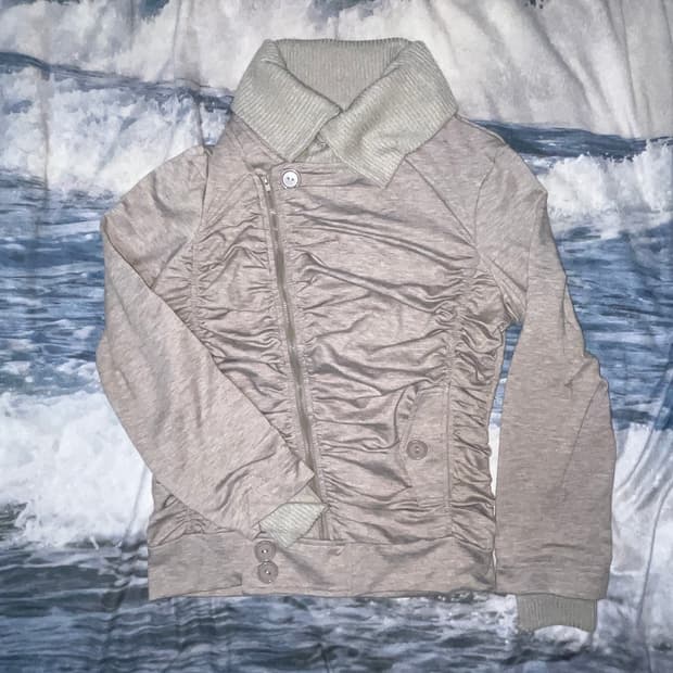 High neck Shirring Zip up