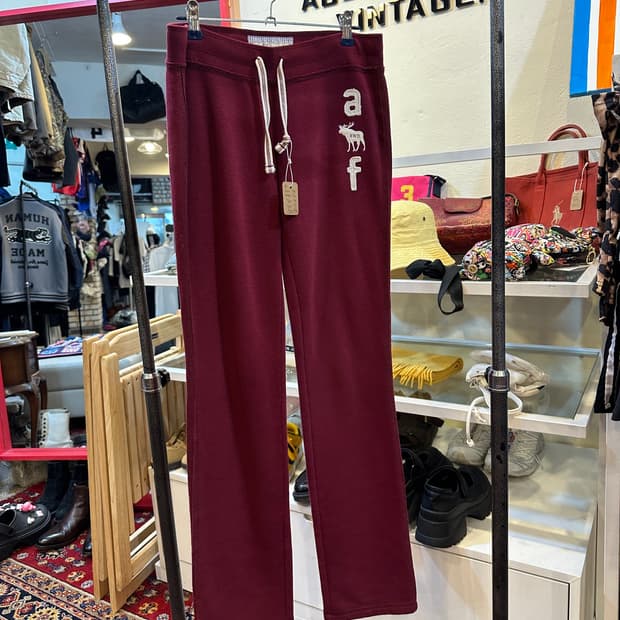 아베크롬비 앤 피치 스윗팬츠 버건디 XL
