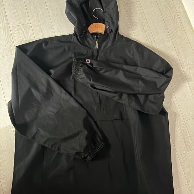 챔피온 바람막이