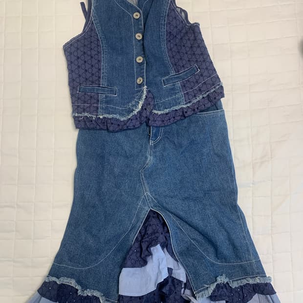 빈티지 펀칭 프릴 셋업 (베스트+ 스커트)