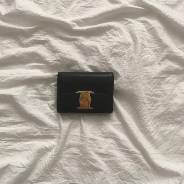 페라가모 바라보우 반지갑