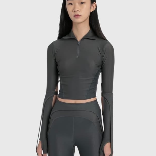 혜인서 하프 집업 스포츠 탑