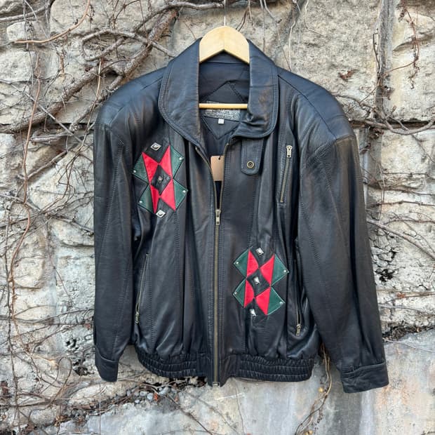 90s 국내생산 양가죽 나바호 패턴 가죽 레더 자켓 우먼