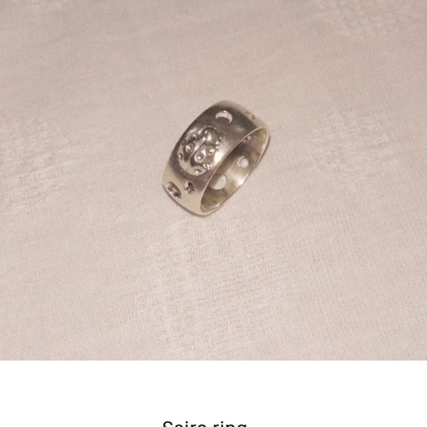 더 하트 띠프 반지