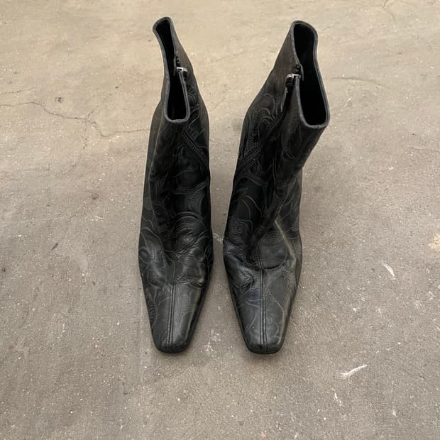 Vintage (maede in japan) 플라워패턴 레더 앵클 힐부츠