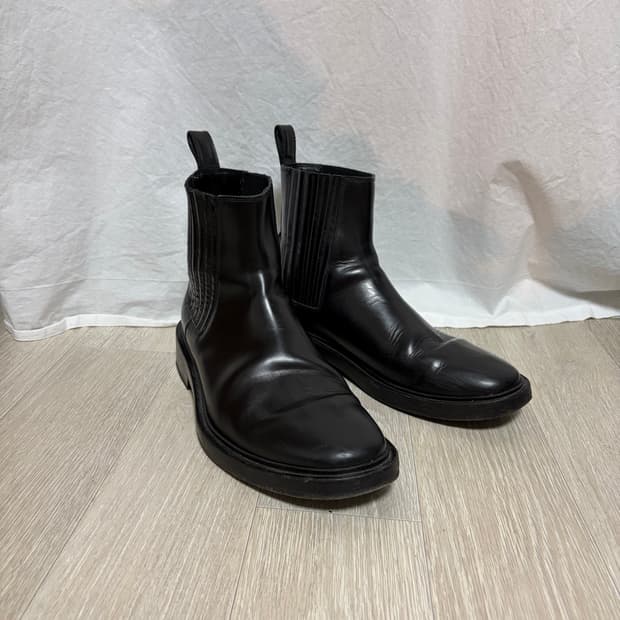 뎀나 발렌시아가 17fw 카프스킨 첼시부츠