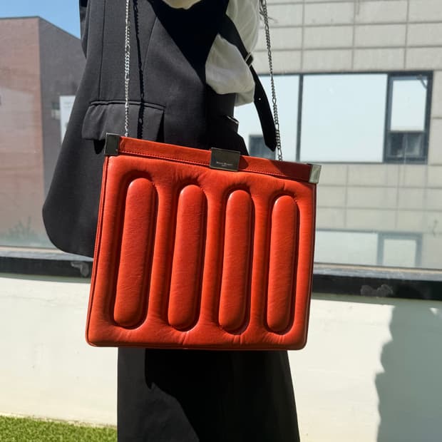 마르지엘라 16SS 레더 체인 패널 숄더백 