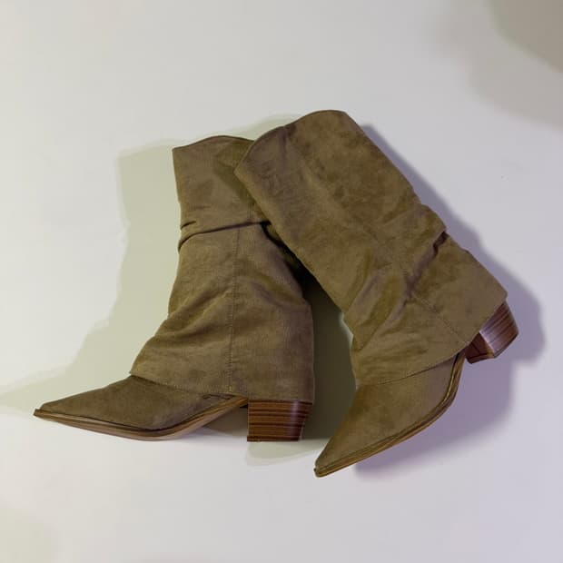 새상품 여자 스퀘어 앵클부츠 (베이지) 230