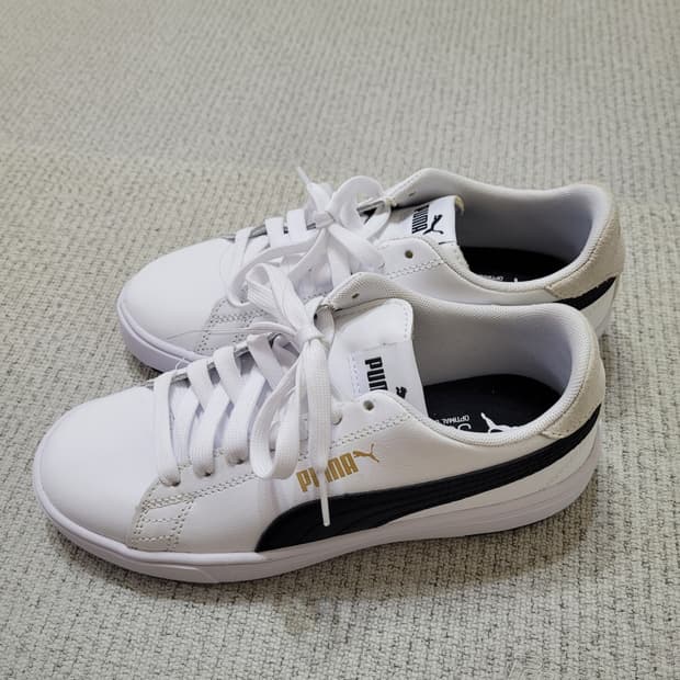 새제품 퓨마 운동화 220