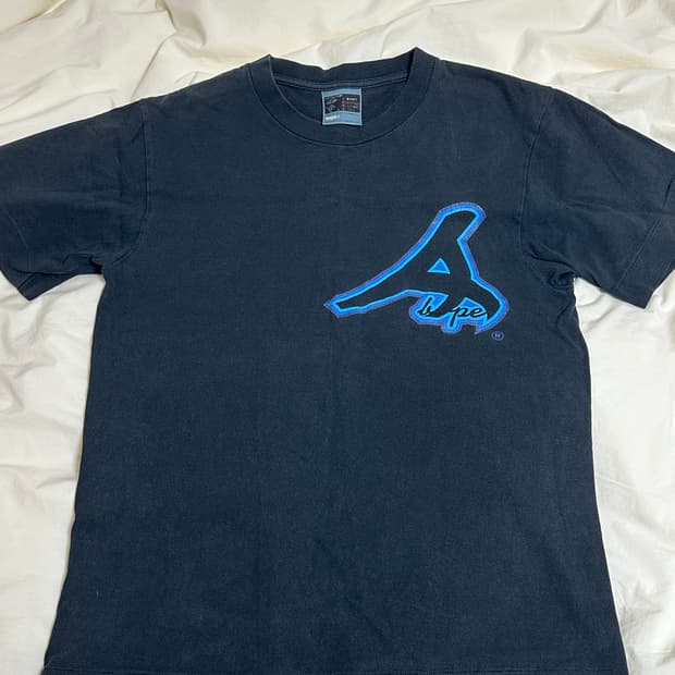 베이프 티셔츠