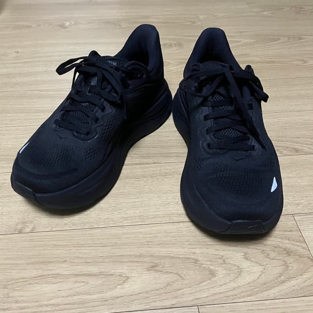 호카 본디9 와이드 265mm 판매합니다