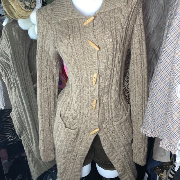 라떼갸루 쿠마모리 더플 롱 가디건