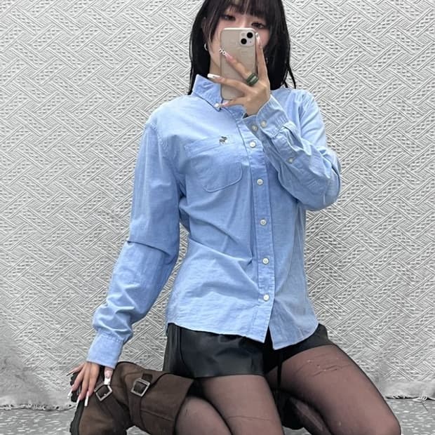 아베크롬비 컨트리 레트로 빈티지 연하늘 슬림핏 셔츠 S C11077