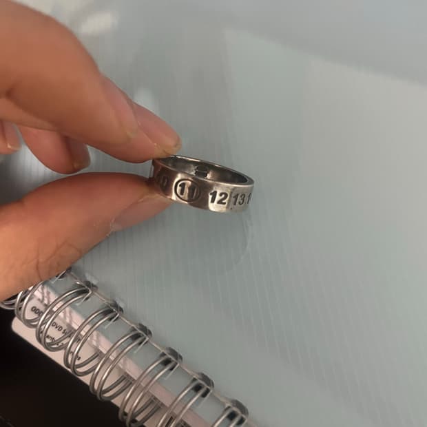 마르지엘라 반지