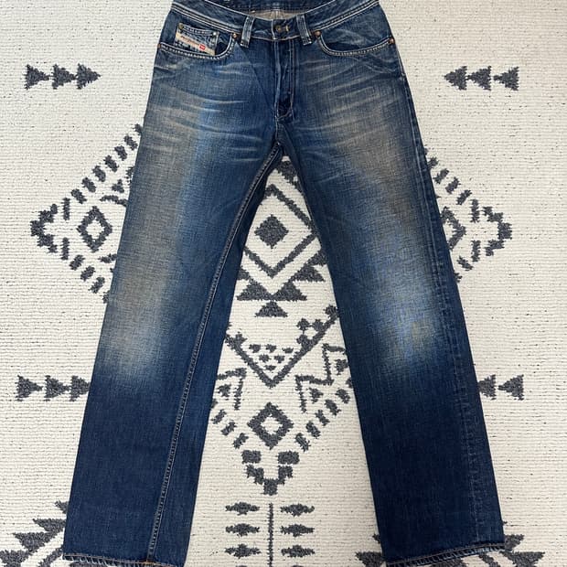 Diesel Zathan Vintage Wash 데님팬츠