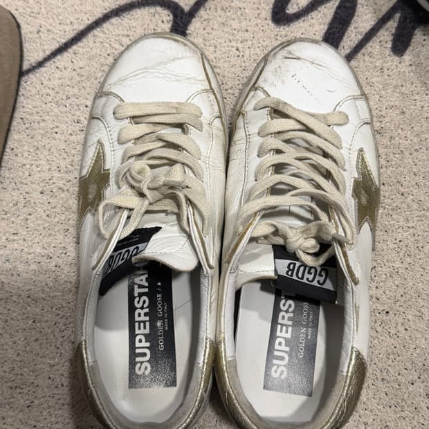 골든구스 슈퍼스타 화이트 스니커즈