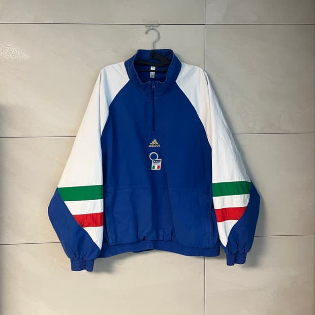 아디다스 이탈리아 아이콘 축구 국대 바람막이 (XL)