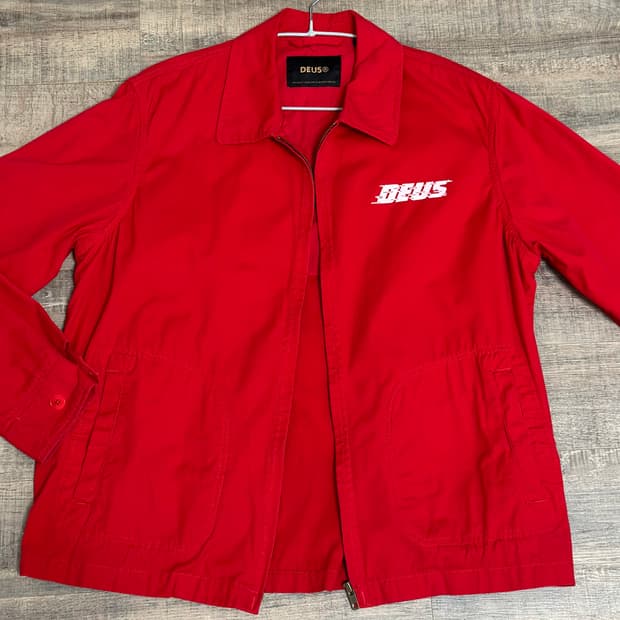 데우스 엑스 마키나 (Deus) 레드 블루종 드리저 자켓
