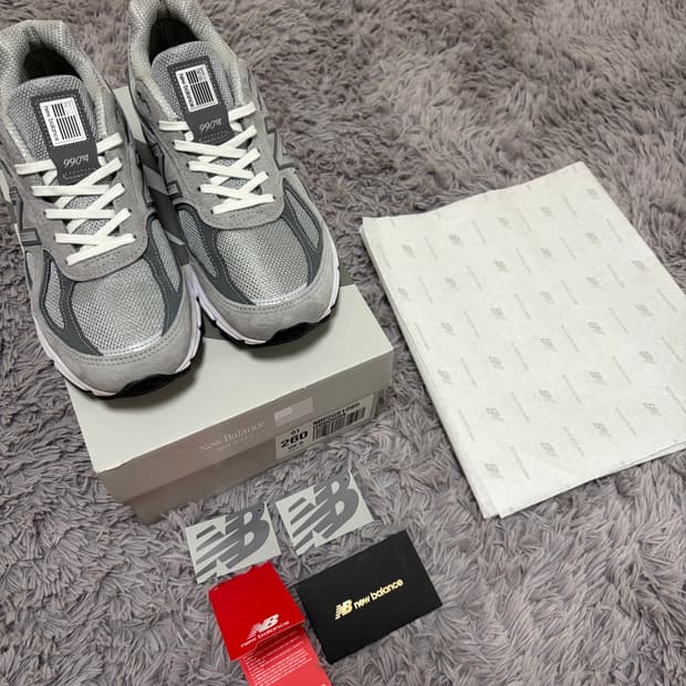 뉴발란스990v4 그레이 260사이즈 새상품