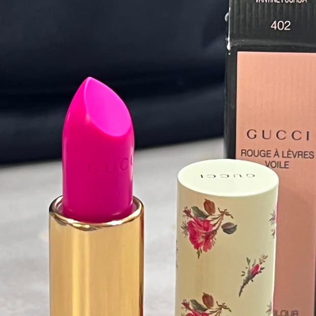 구찌 핫핑크 립스틱 402호