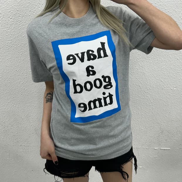 해브어굿타임 센터로고 그레이 반팔티 S