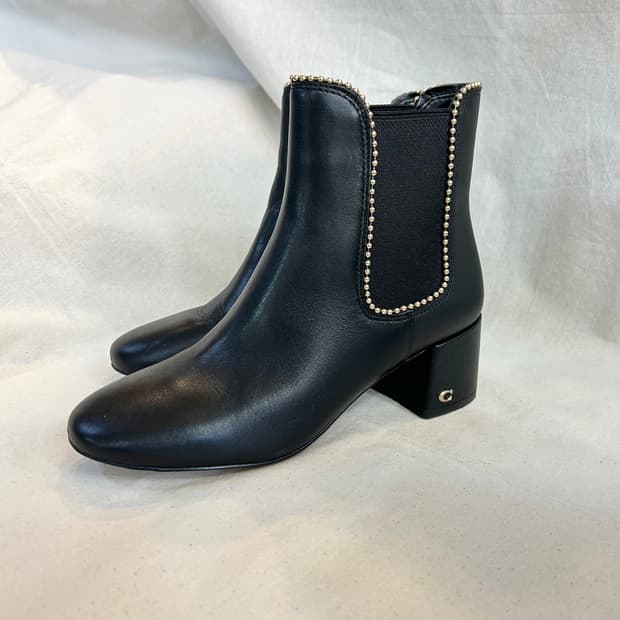 코치 레더 트림 부츠