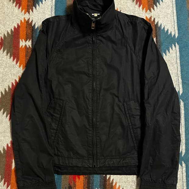 버버리 하이넥 미니멀 블루종