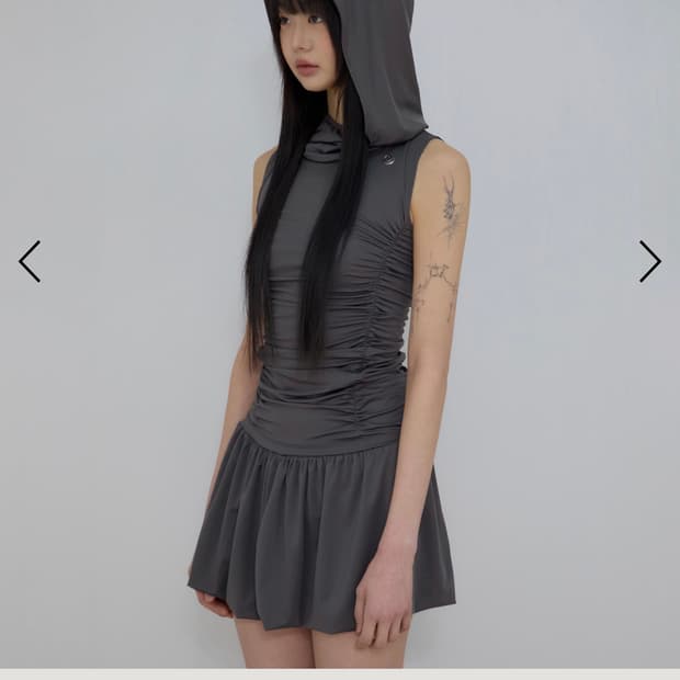 Flareup Hooded High Neck Dress 새제품 (택ㅇ)
