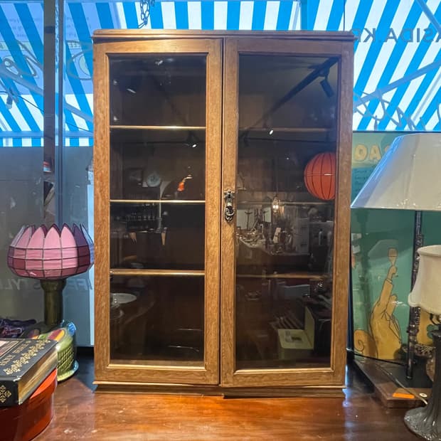 미국 4단 유리 진열장