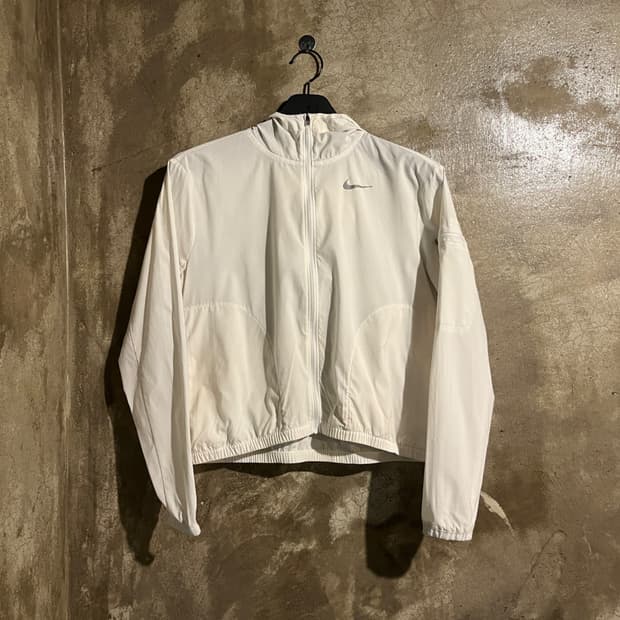 나이키 런닝 바람막이 자켓