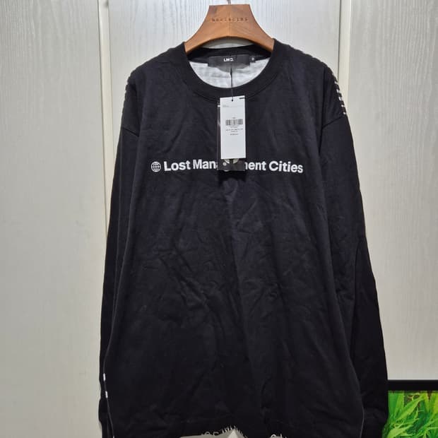LMC 티셔츠 블랙. 새상품