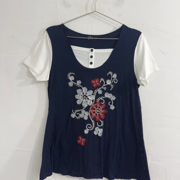 ardeur design top