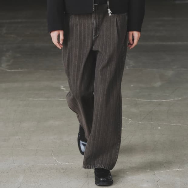 인사일런스 스트라이프 서페이스 데님 팬츠 DEEP BROWN M사이즈
