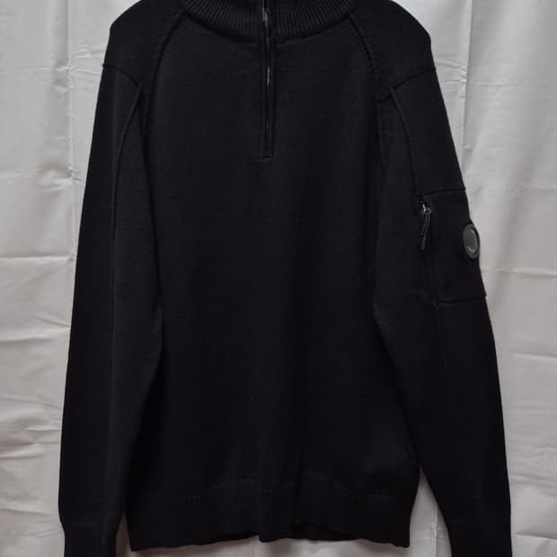 Cp컴퍼니 하프집업 니트